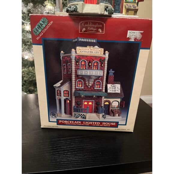 Lemax Caddington Village Victor’s Book Nook Joseph Marleys Antiques 1999 - Picture 10 of 10